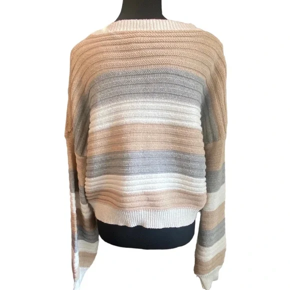 🌟🔥 BOGO Sale🔥🌟 Dreamers by Debut Tan/Grey/White Crew Neck Cropped Knit Sweater - Picture 4 of 8